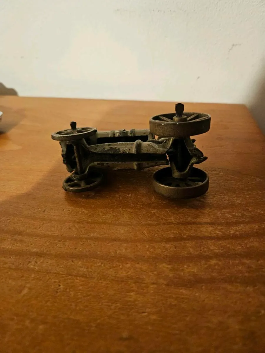 Vintage Die-cast Tractor Pre War - Image 4