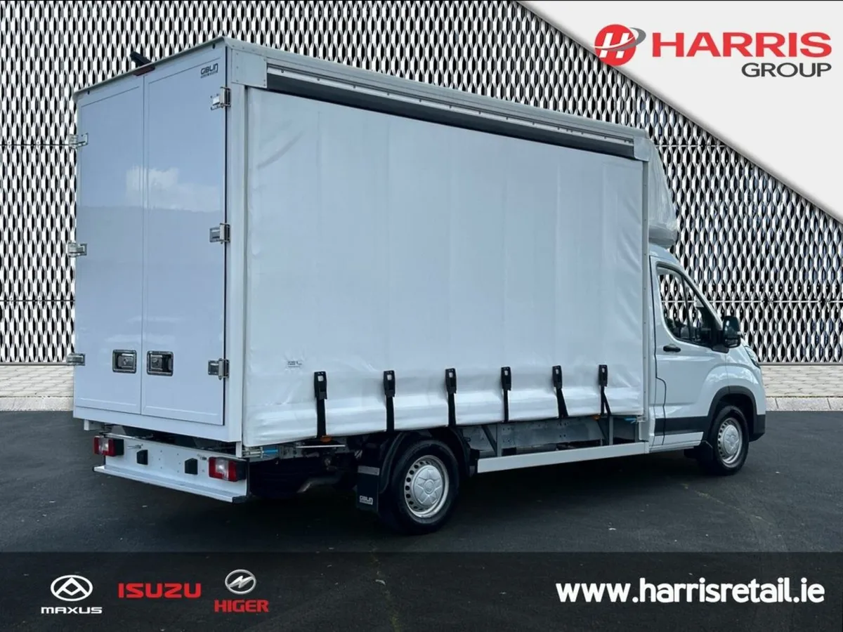 Maxus DELIVER 9 Single Wheel Curtain Side Body - Image 4