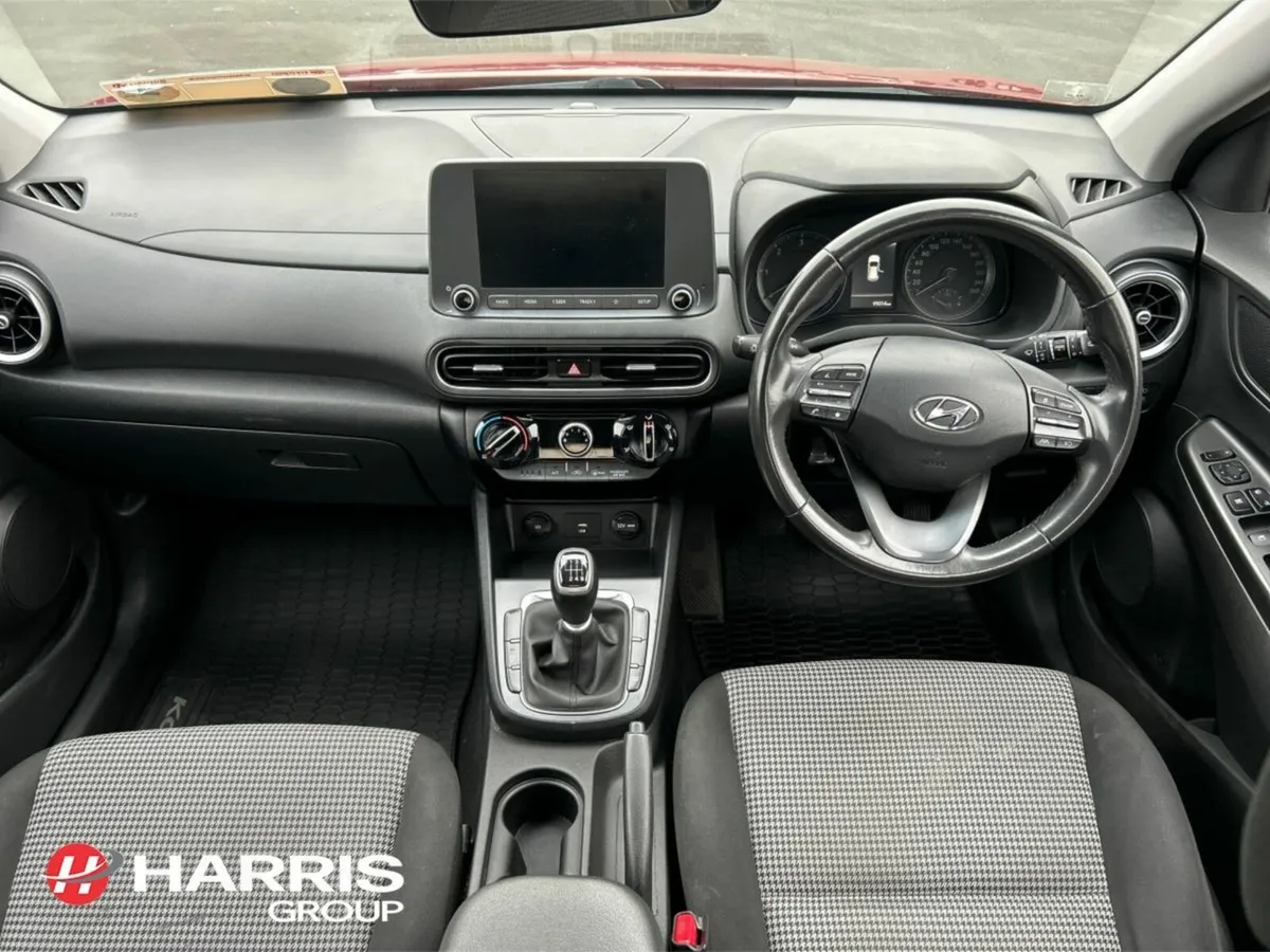 Hyundai KONA Comfort Car Van - Image 4