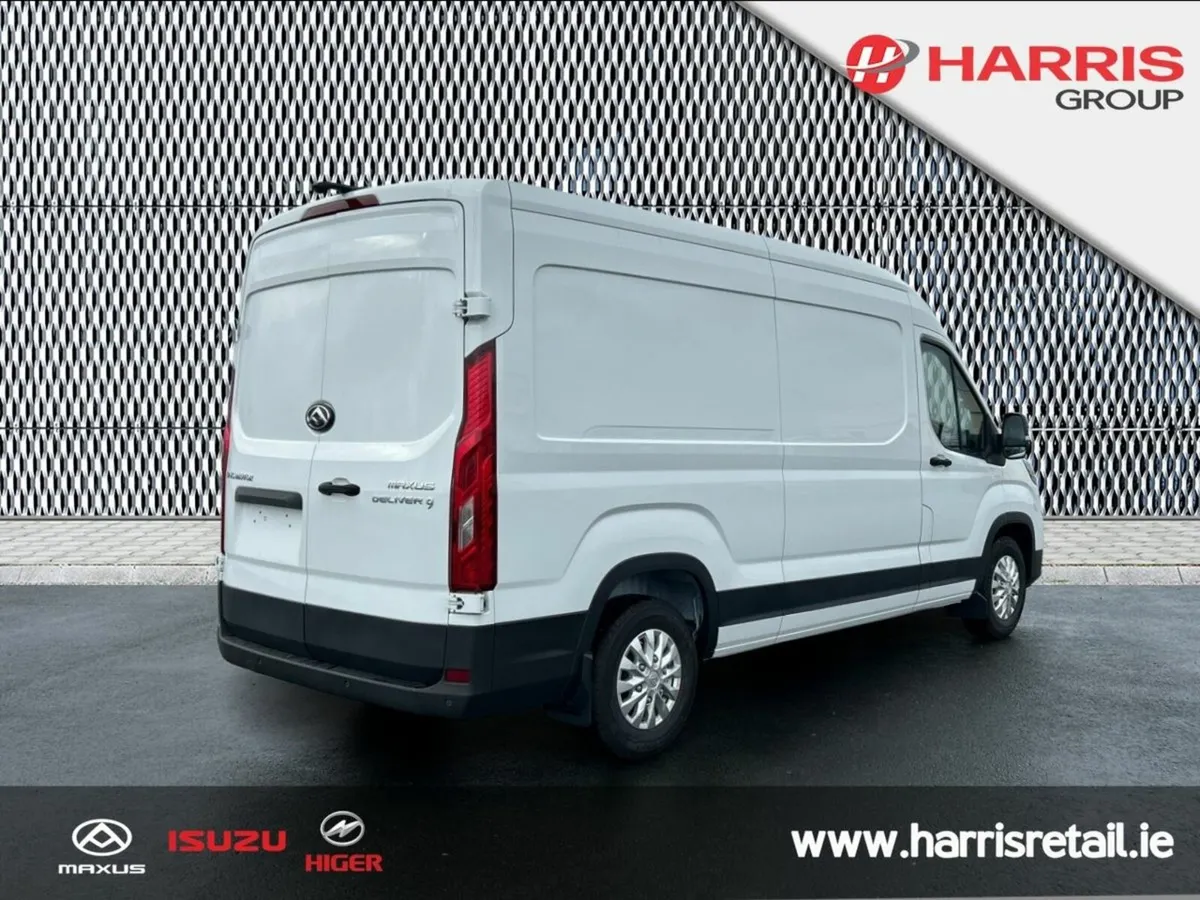 Maxus DELIVER 9 L3H2 Panel Van Lux - Image 3
