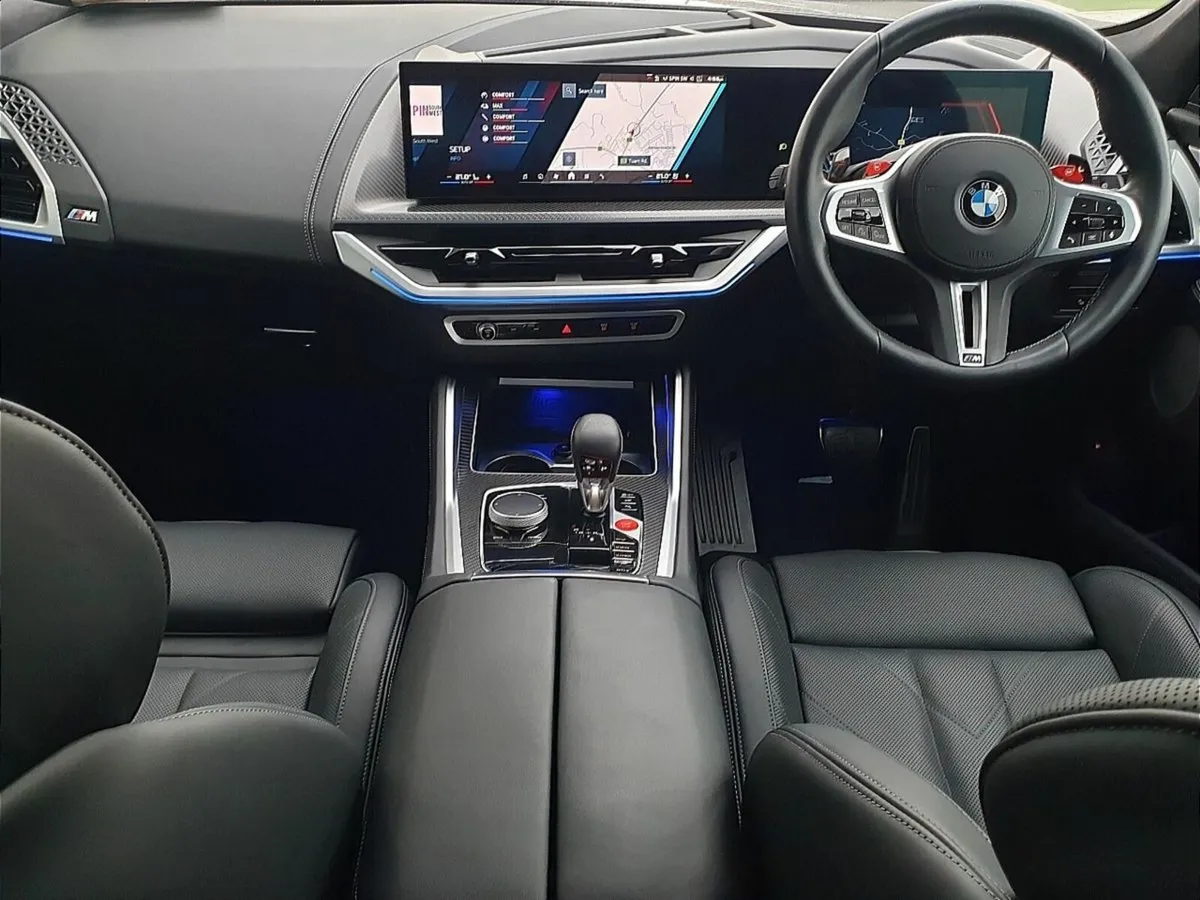 BMW XM 50e - Image 4