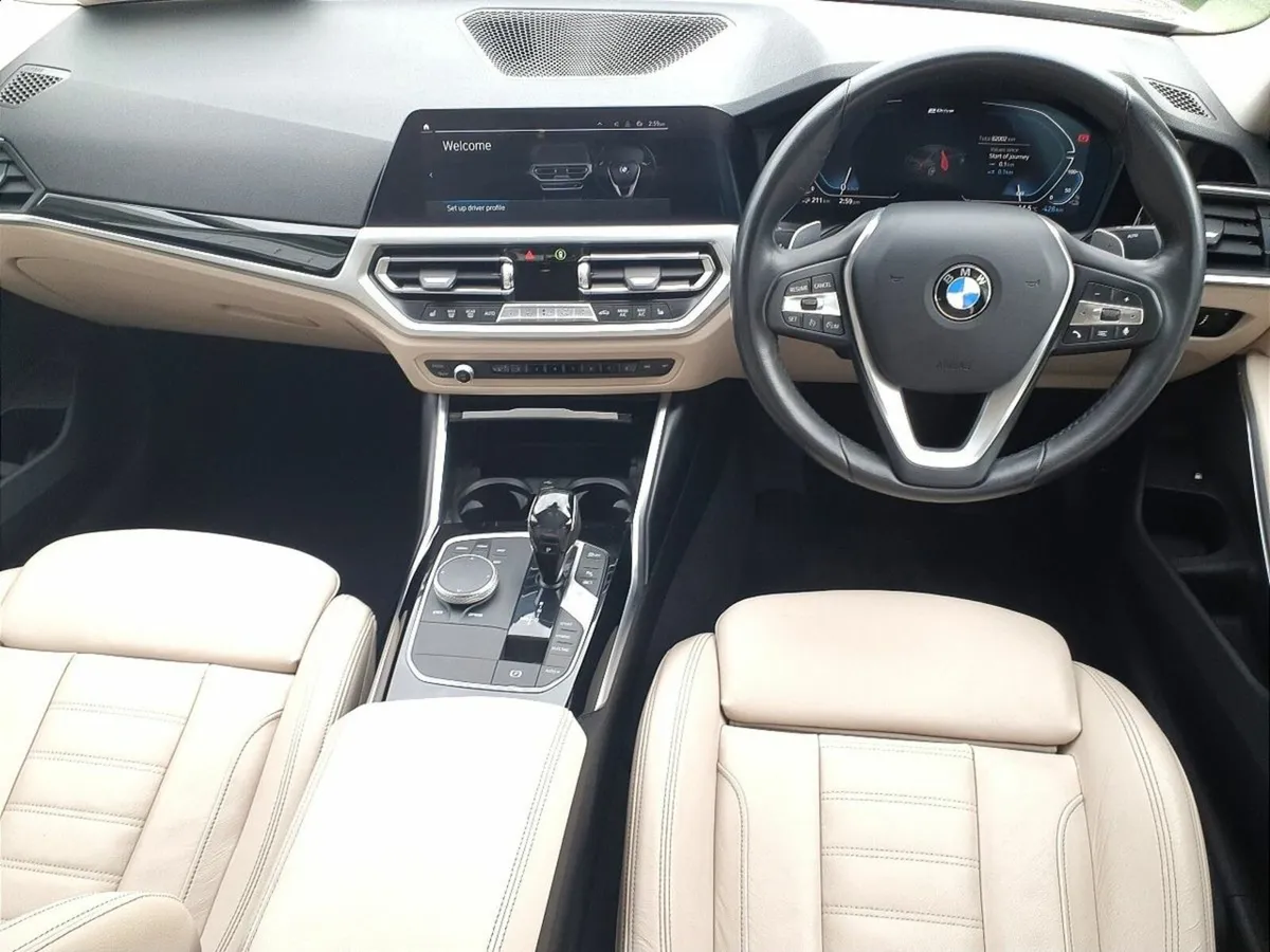 BMW 3-Series 330e Sport Pro Auto - Image 4