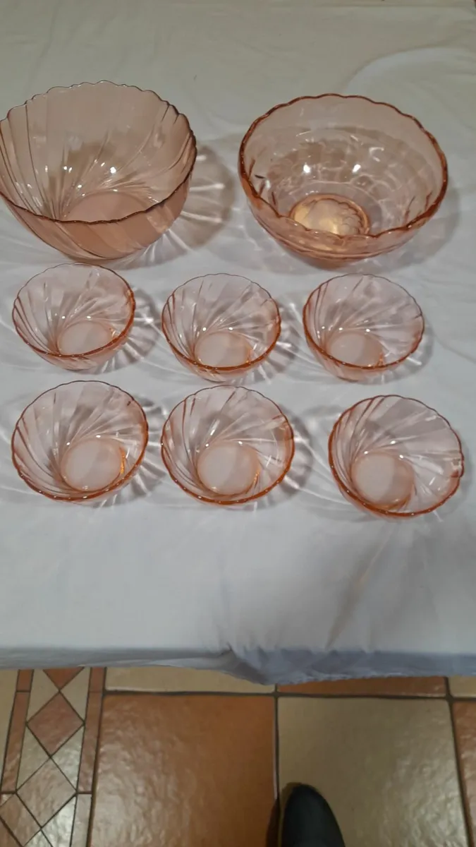 French glass and picture frames - Image 1