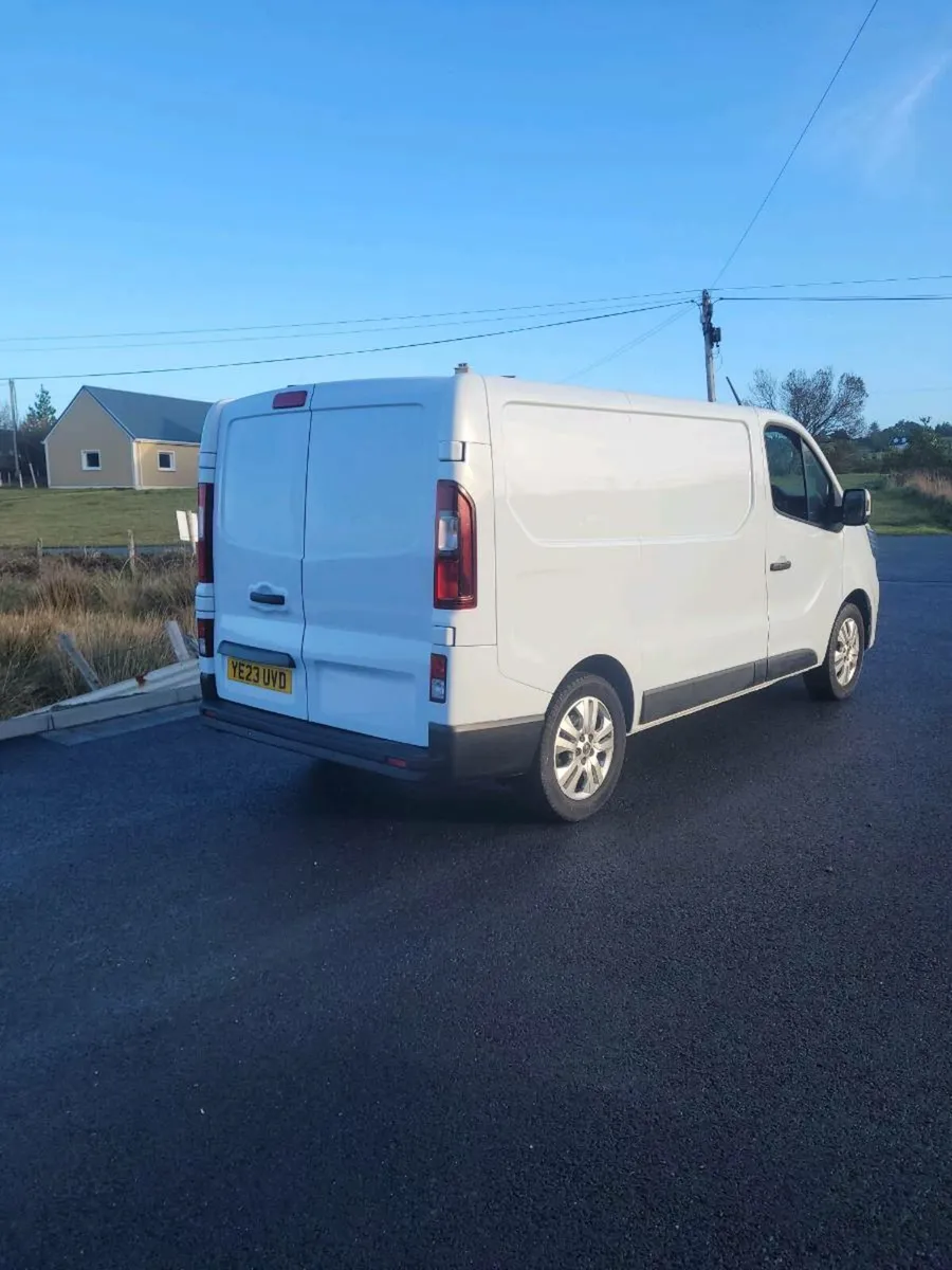 2023 renault traffic sport - Image 4