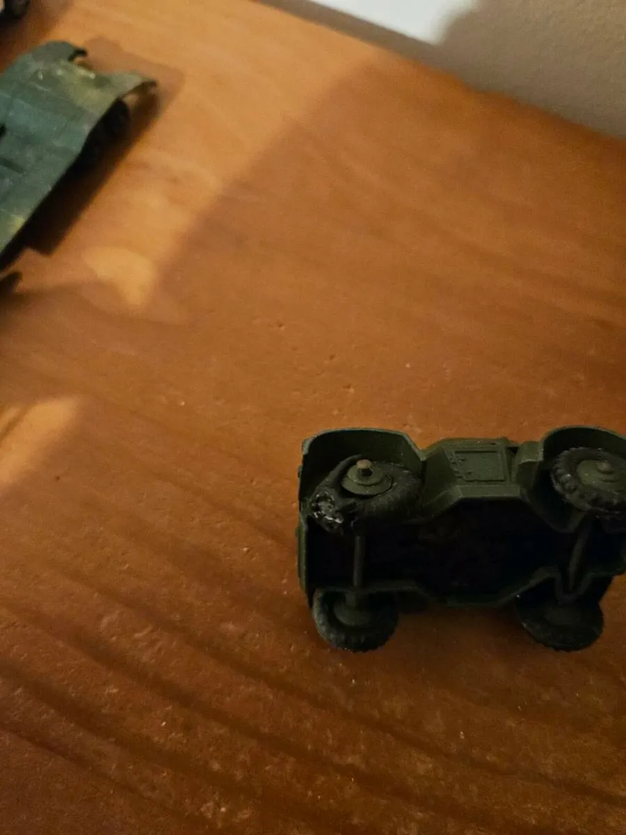 Dinky 1960's Armoured Car - Image 3