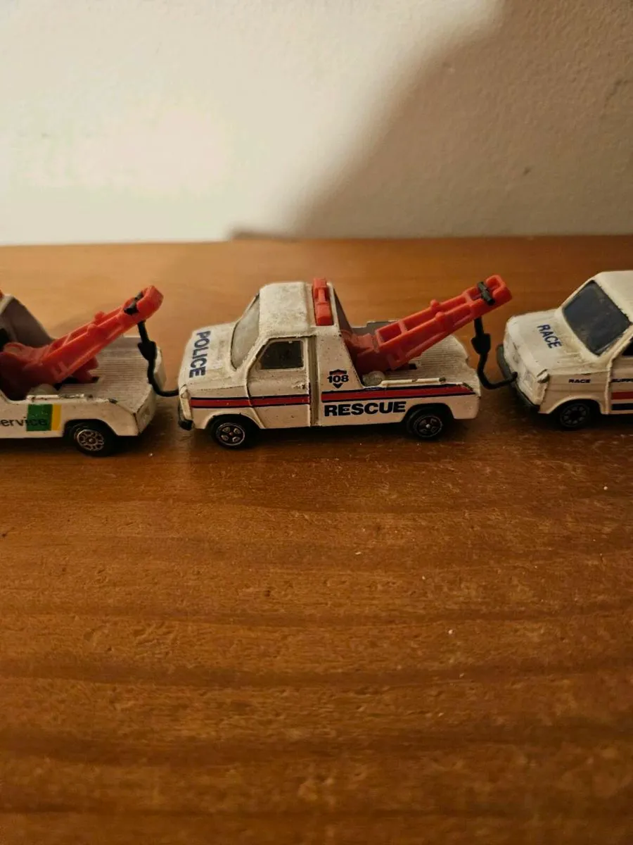 Corgi Ford Transit Tow Trucks - Image 4