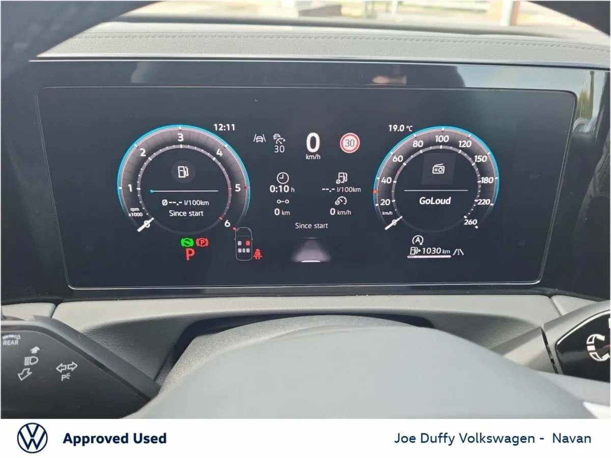 Volkswagen Tiguan R-LINE75 2.0TDI 150HP AUTO AVAIL - Image 3