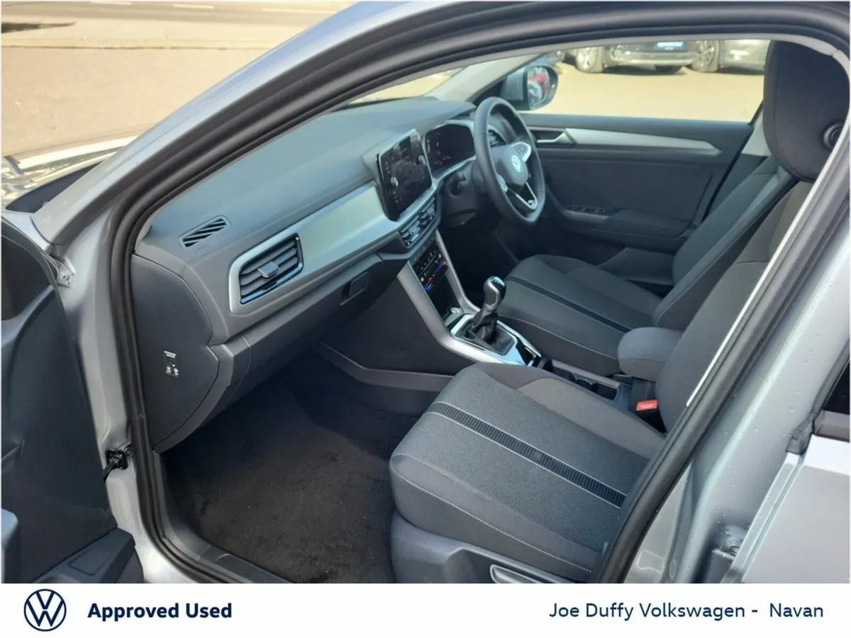 Volkswagen T-Roc EDITION 75 2.0TDI 116HP - Image 4