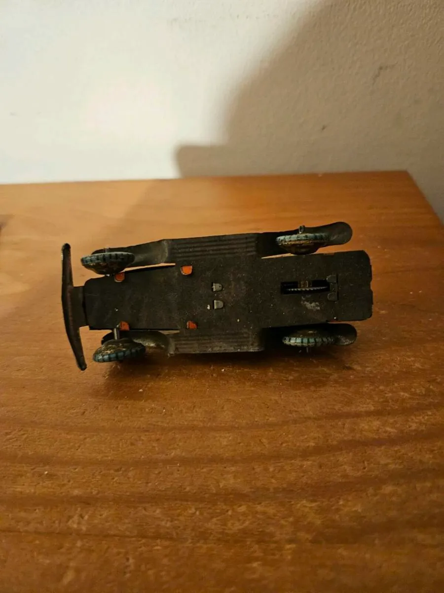 Vintage Tinplate Car - Image 3