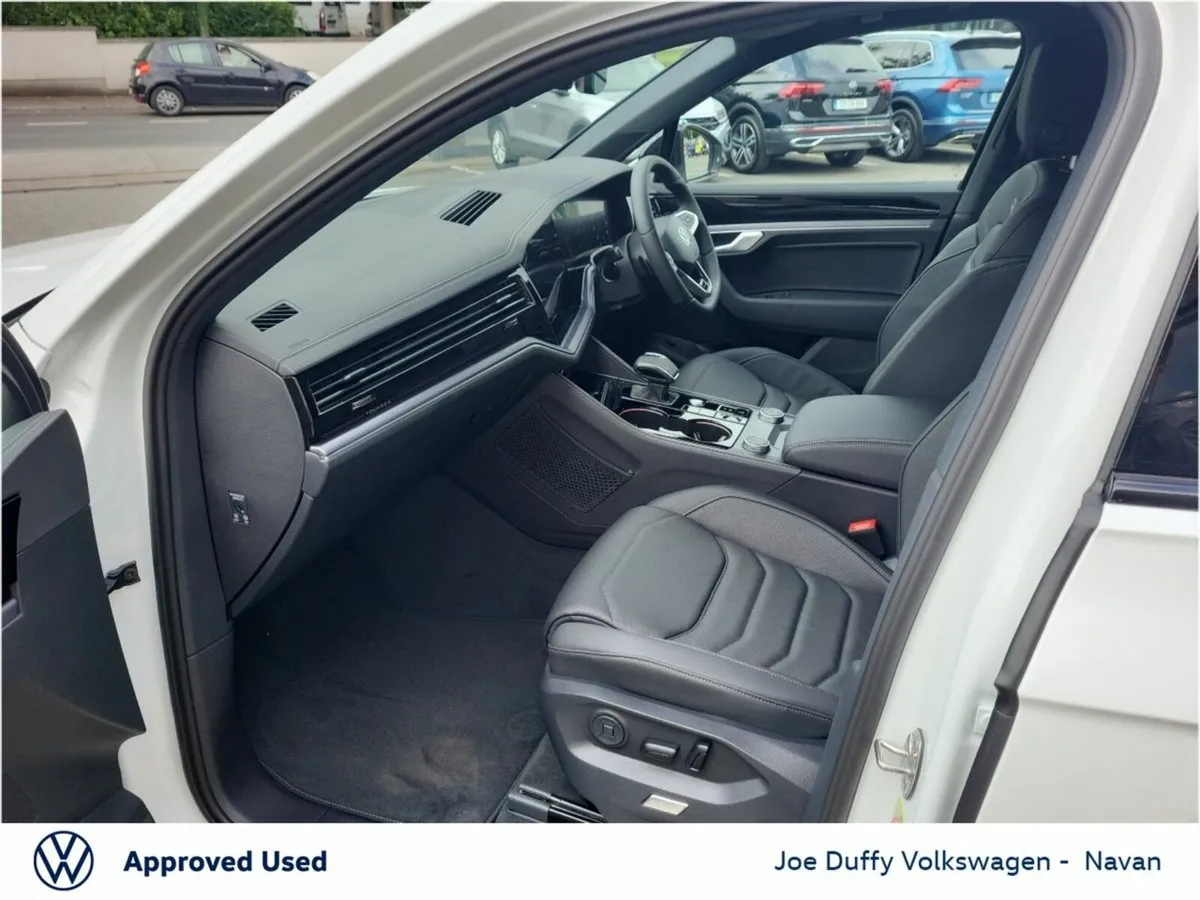 Volkswagen Touareg R-LINE 3.0TDI 236HP 4 MOTION - Image 4