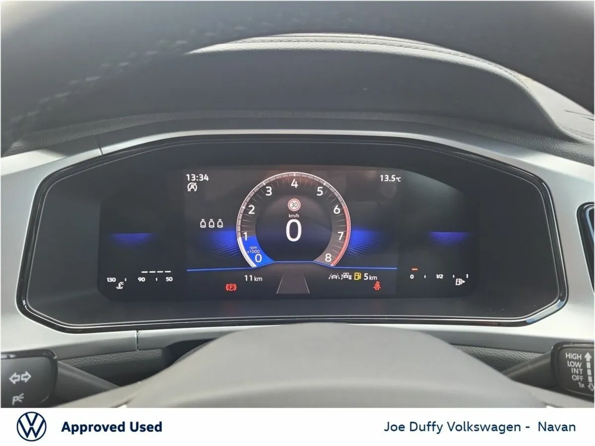 Volkswagen T-Roc 1.5 TSI 150bhp Sport - Image 2