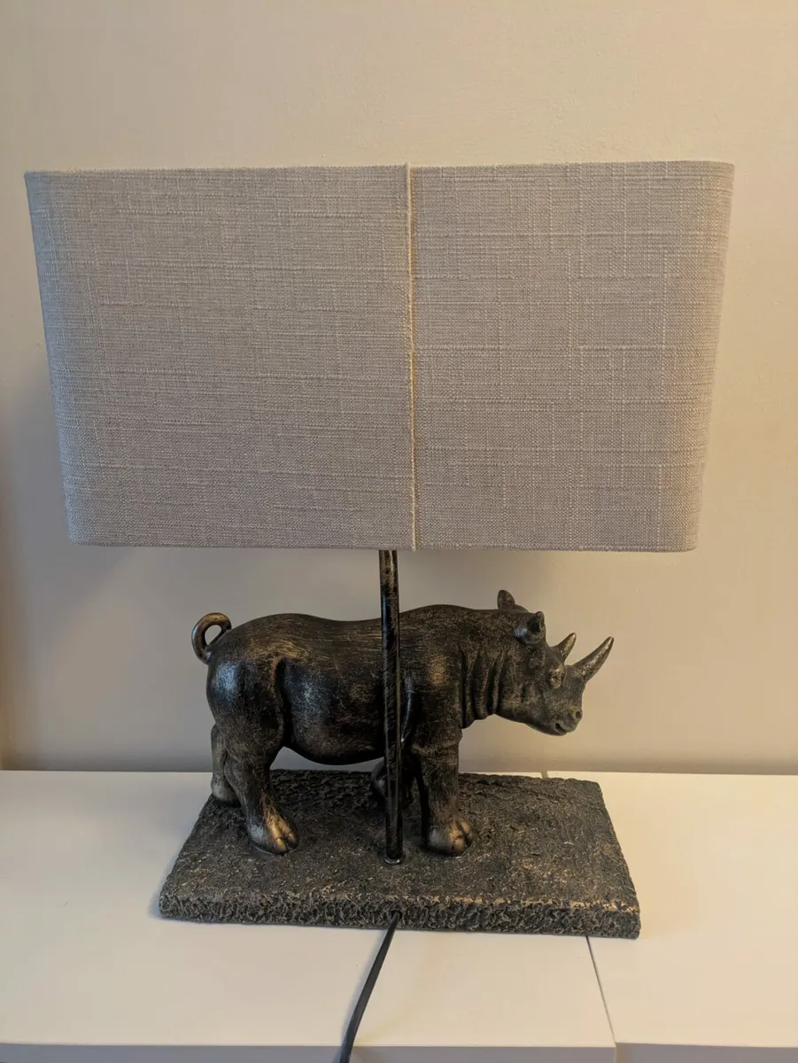 Next rhino lamp - Image 3