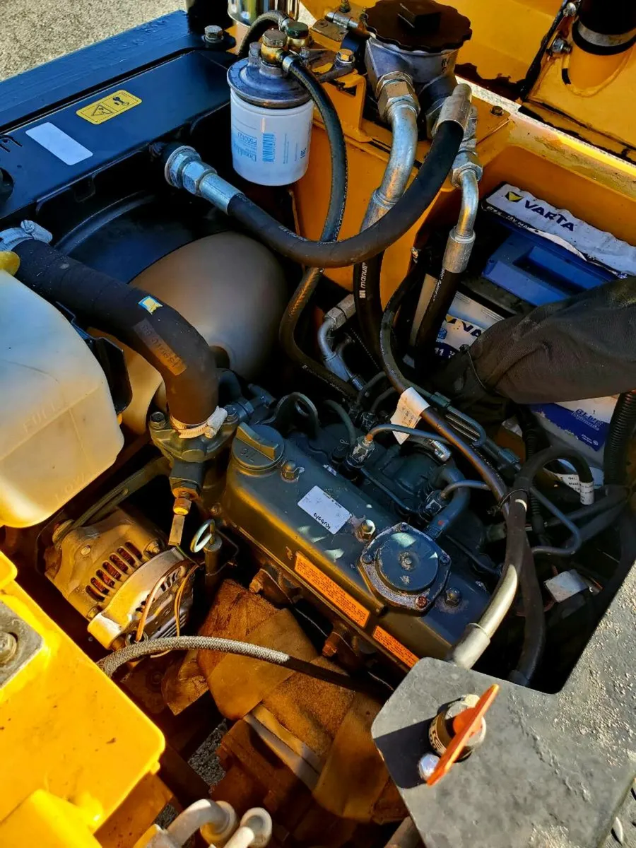 Jcb dumper 1 tonne - Image 2