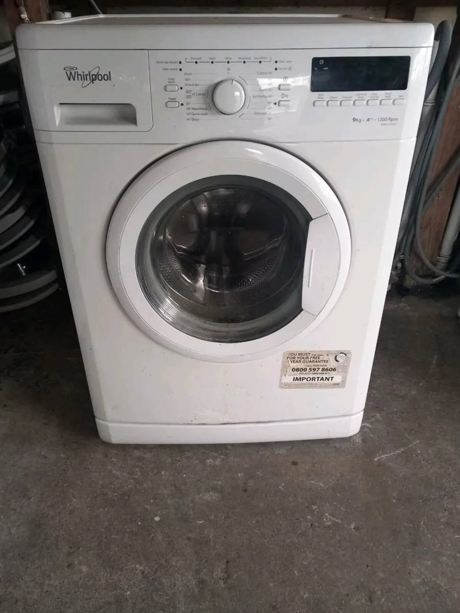 Whirlpool 9kg washing machine - Image 1