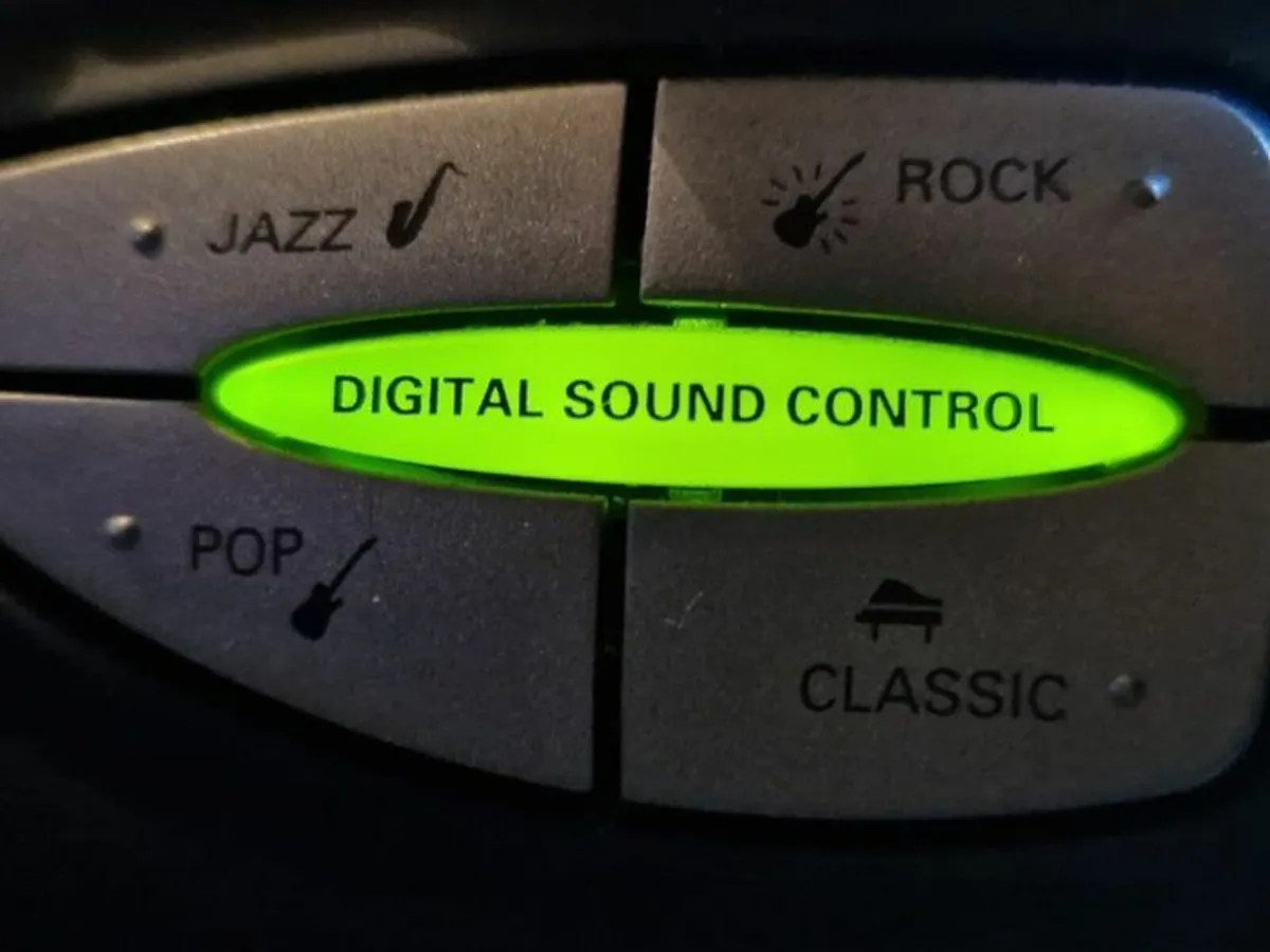 Philips Mini Hi-Fi Stereo System FW 355C - Image 4