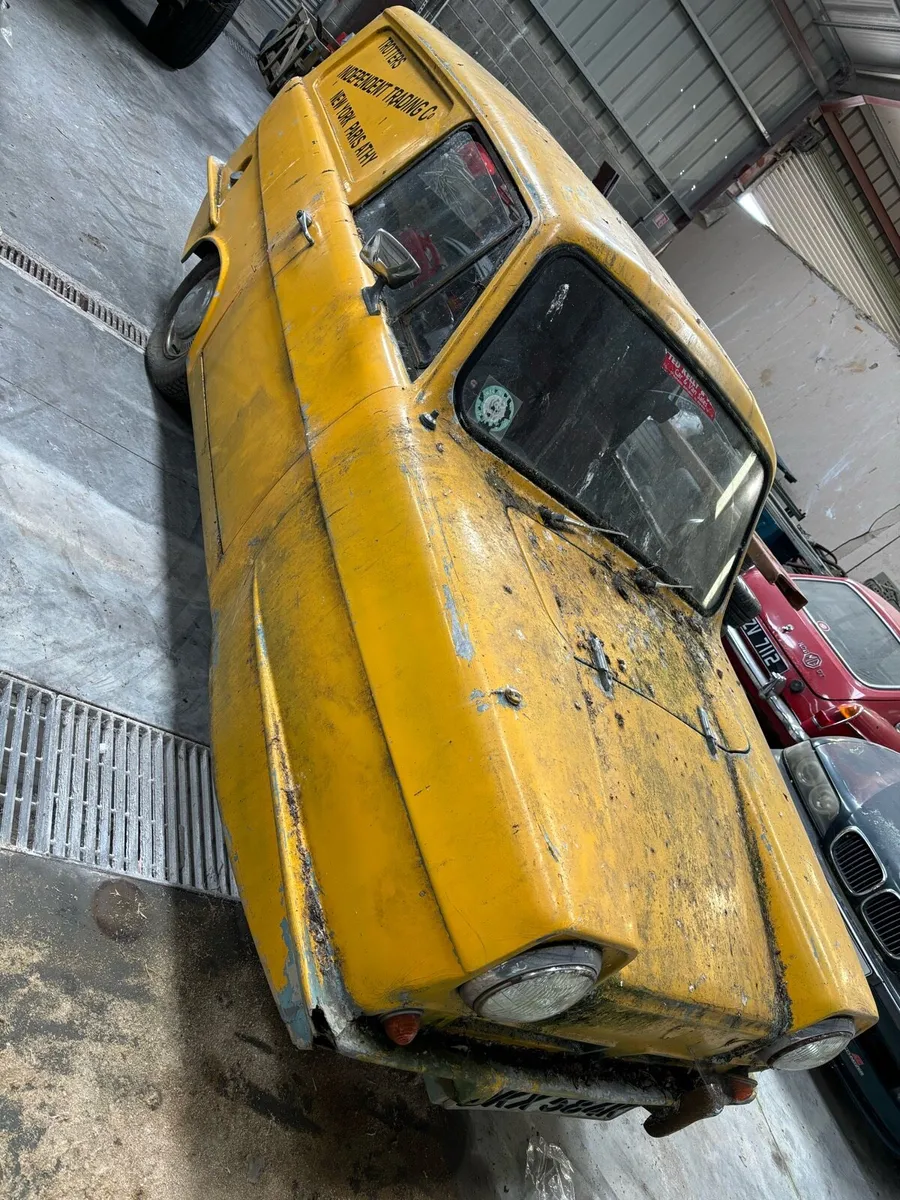 Reliant Regal Supervan 3 - Image 1