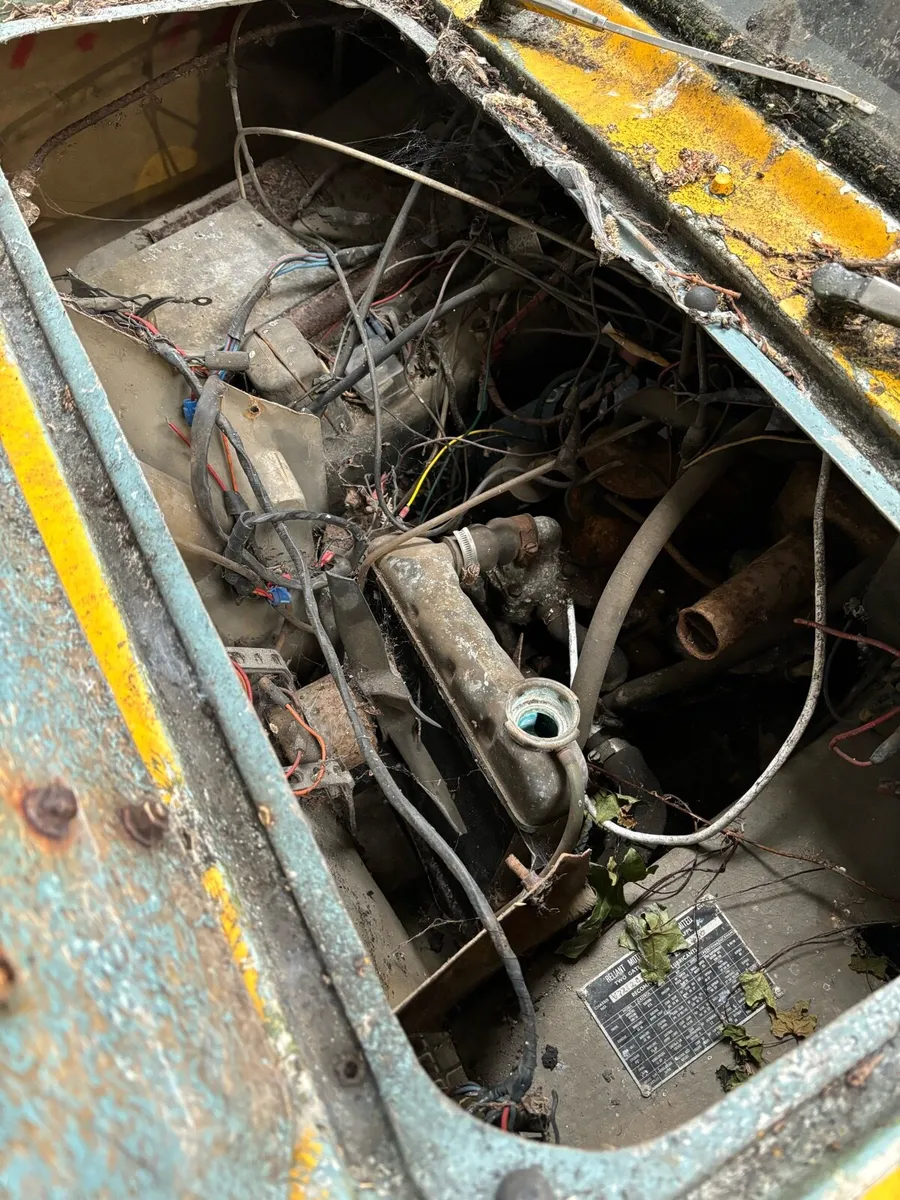 Reliant Regal Supervan 3 - Image 3