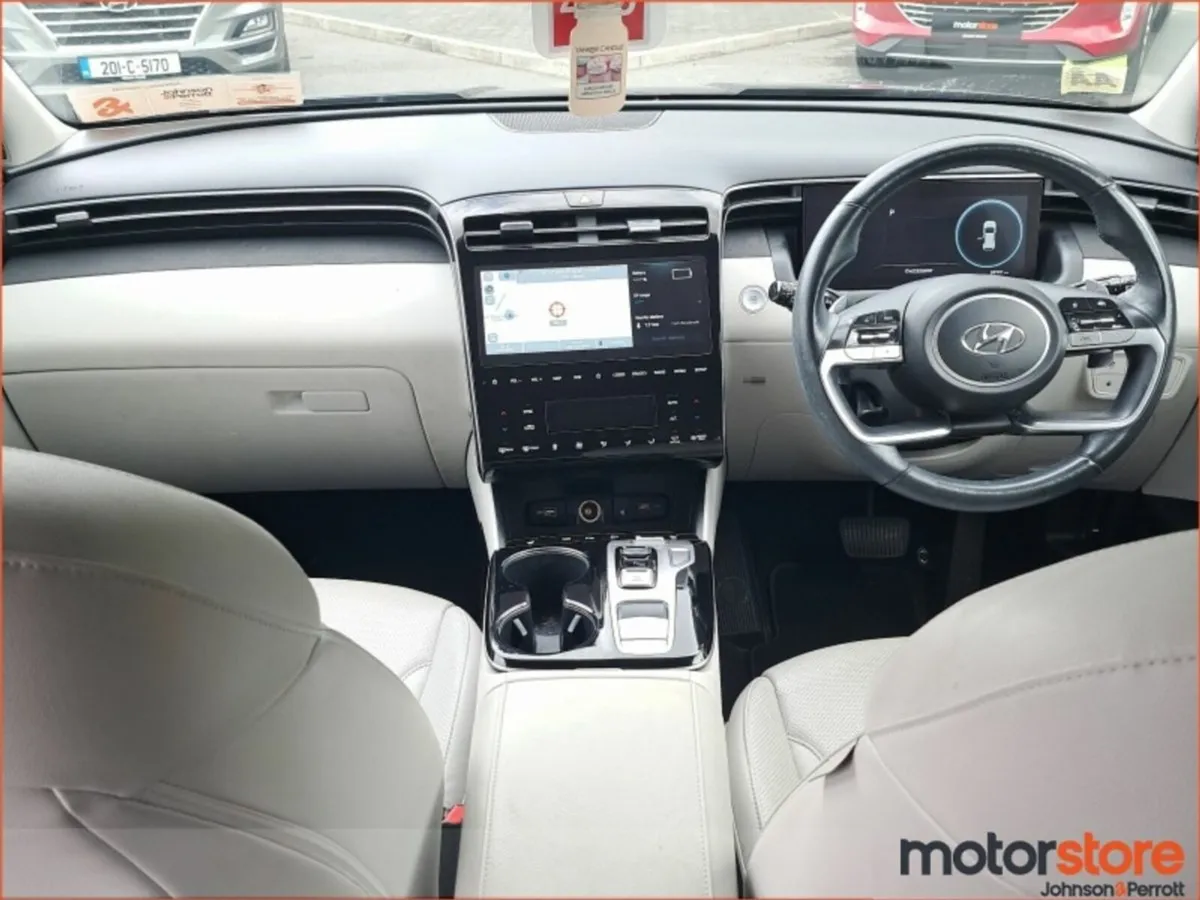 Hyundai Tucson 1.6 PHEV 4WD Executive Plus Auto (H - Image 4