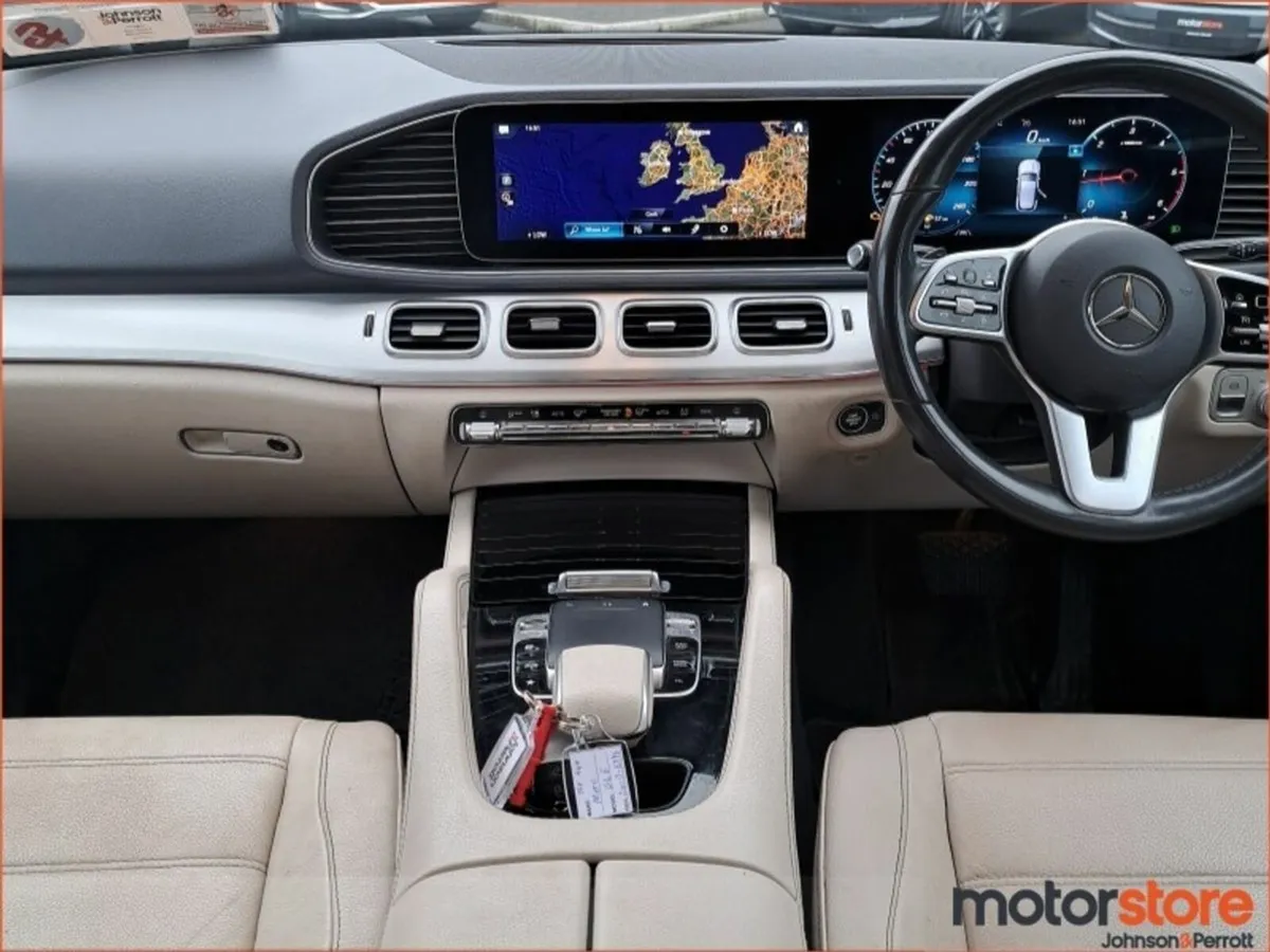 Mercedes-Benz GLE 300 d AMG Line 4MATIC (One Year - Image 4