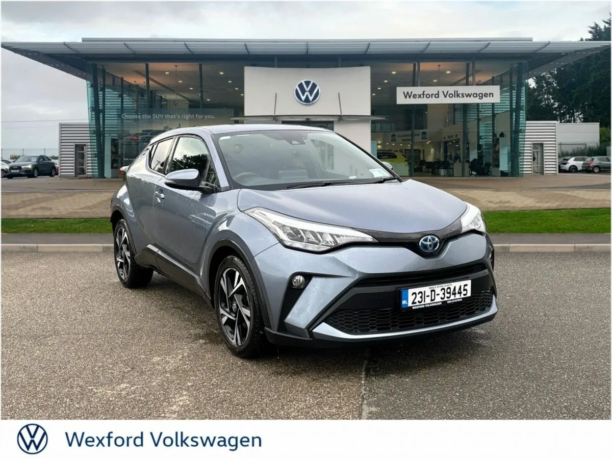 Toyota C-HR SPORT 1.8 HYBRID AUTO - Image 1