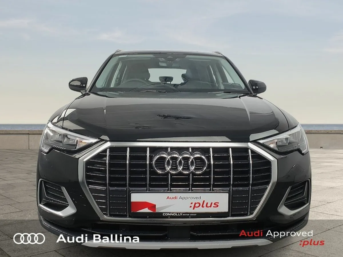 Audi Q3 MYTHOS BLACK TDI** AUTO** *REVERSE CAM* - Image 4