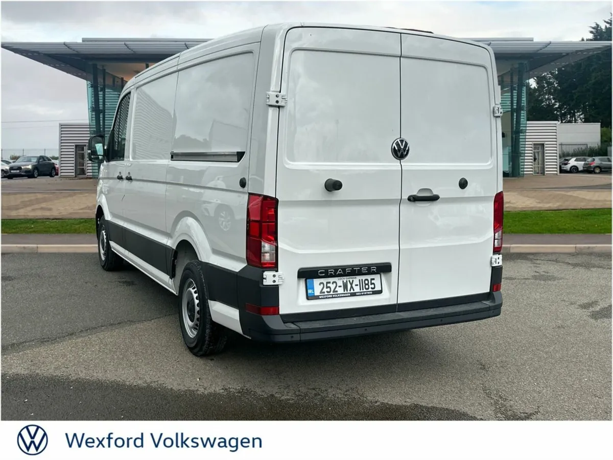Volkswagen Crafter 30 TRENDLINE MWB 2.0TDI 140BHP - Image 4