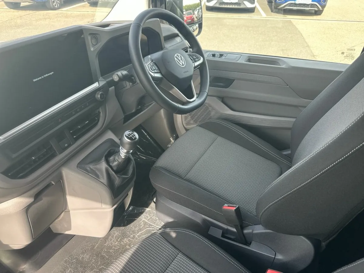 Volkswagen Transporter Trendline Plus LWB 150Bhp M - Image 3