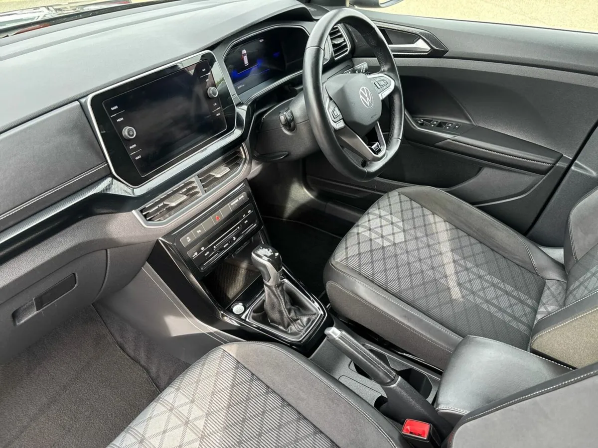 Volkswagen T-Cross R-LINE 1.0TSI 115HP AUTO - Image 3