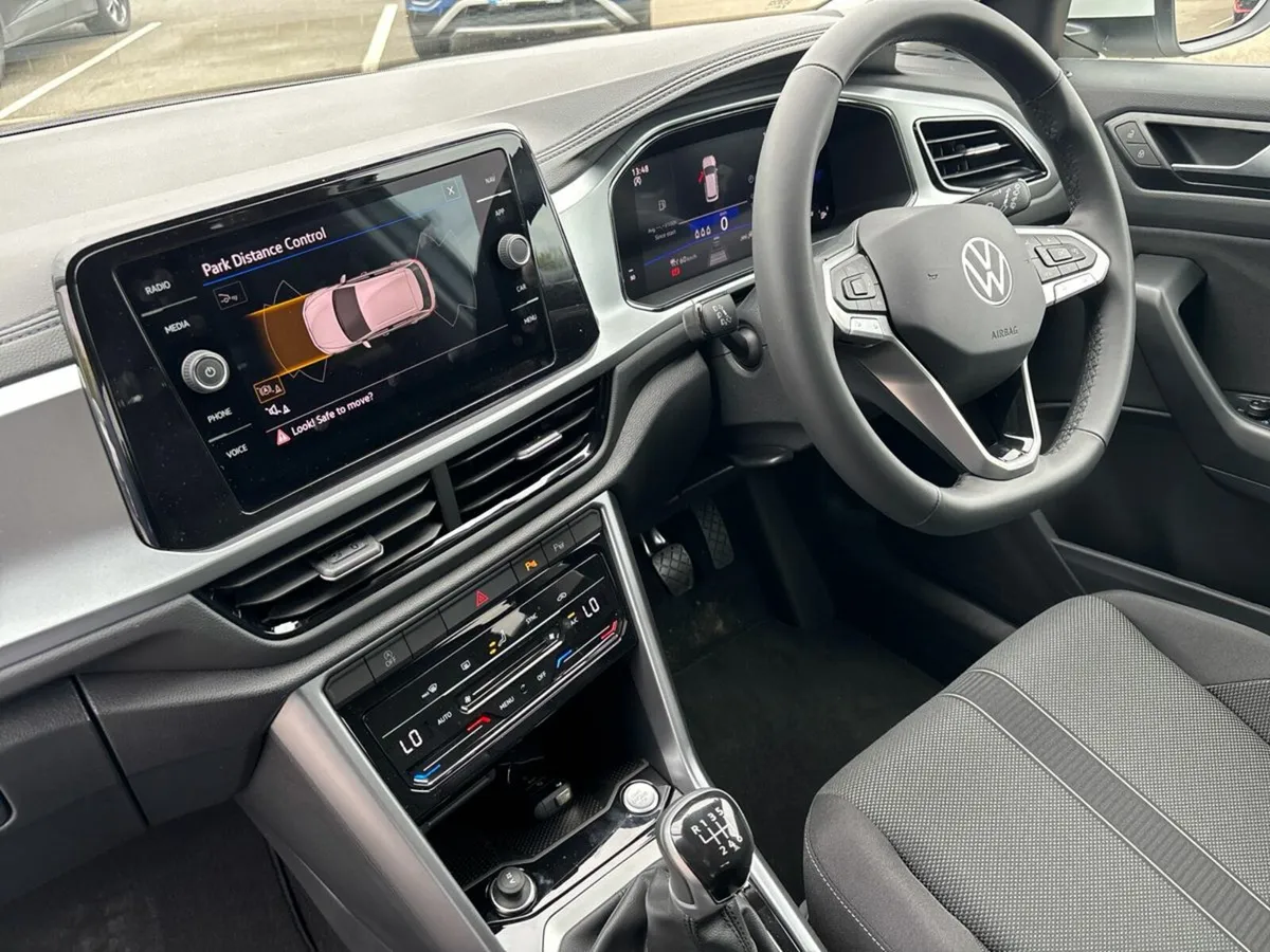 Volkswagen T-Roc EDITION 75 2.0TDI 116HP MANUAL - Image 3