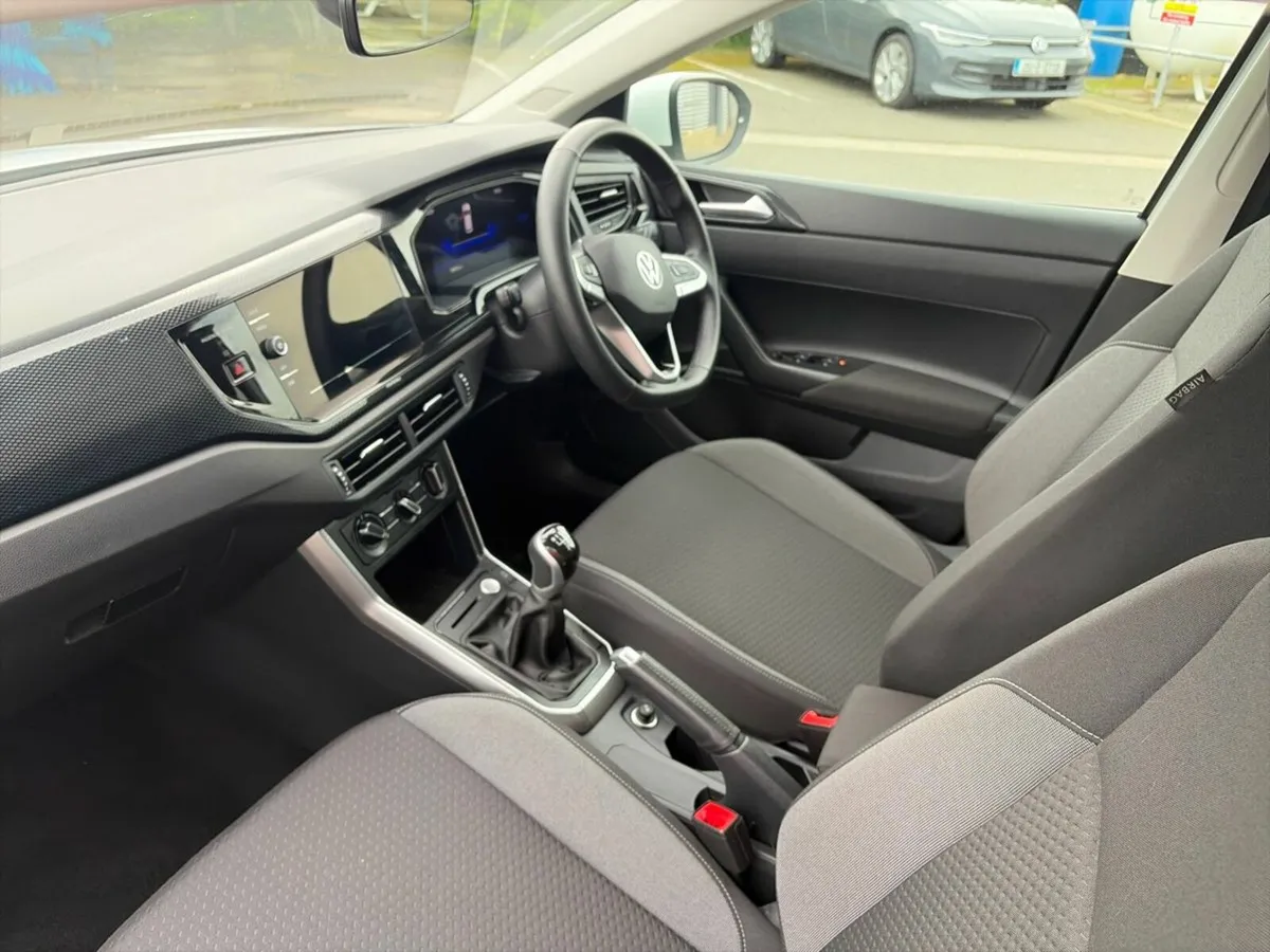 Volkswagen Taigo EDITION 75 1.0 TSI 95HP MANUAL - Image 3