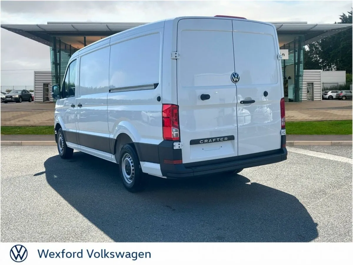 Volkswagen Crafter 30 TRENDLINE MWB 2.0TDI 140HP M - Image 4