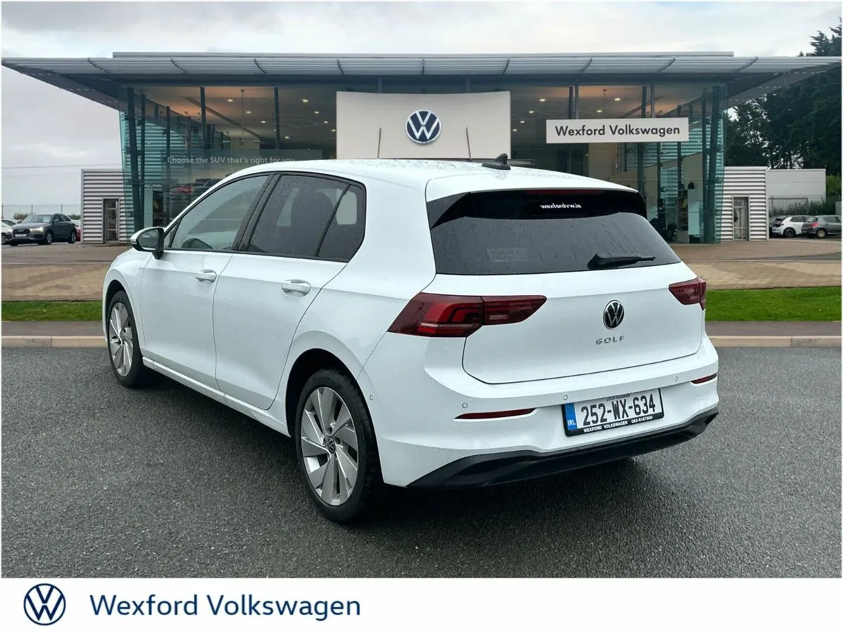 Volkswagen Golf EDITION 75 1.5 TSI 116HP MANUAL - Image 4