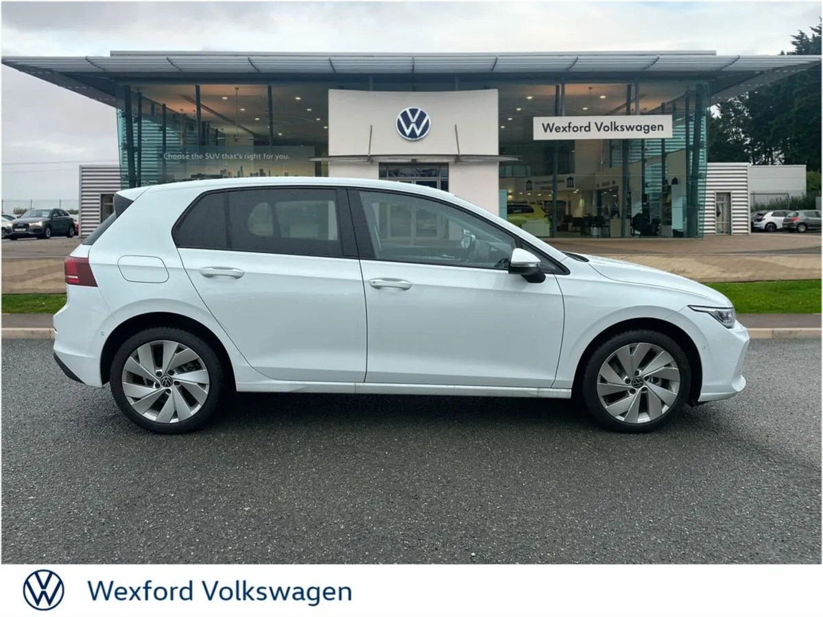 Volkswagen Golf EDITION 75 1.5 TSI 116HP MANUAL - Image 4