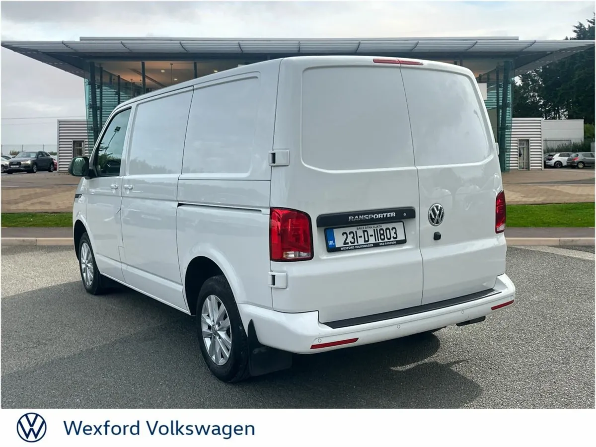 Volkswagen Transporter 30 HIGHLINE SWB 2.0TDI 150B - Image 4