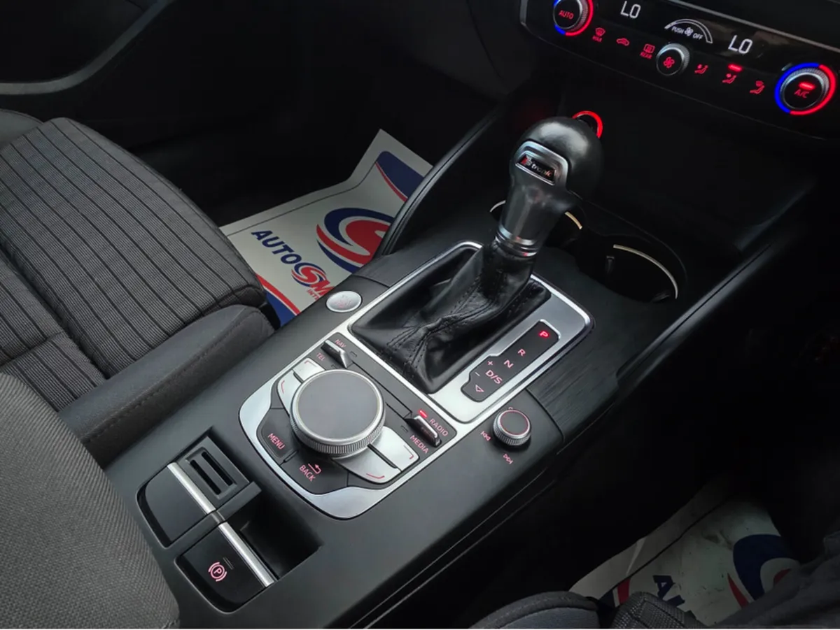 Audi A3 1.4 TFSI SPORTS EDITION REVERSING CAMERA - - Image 3