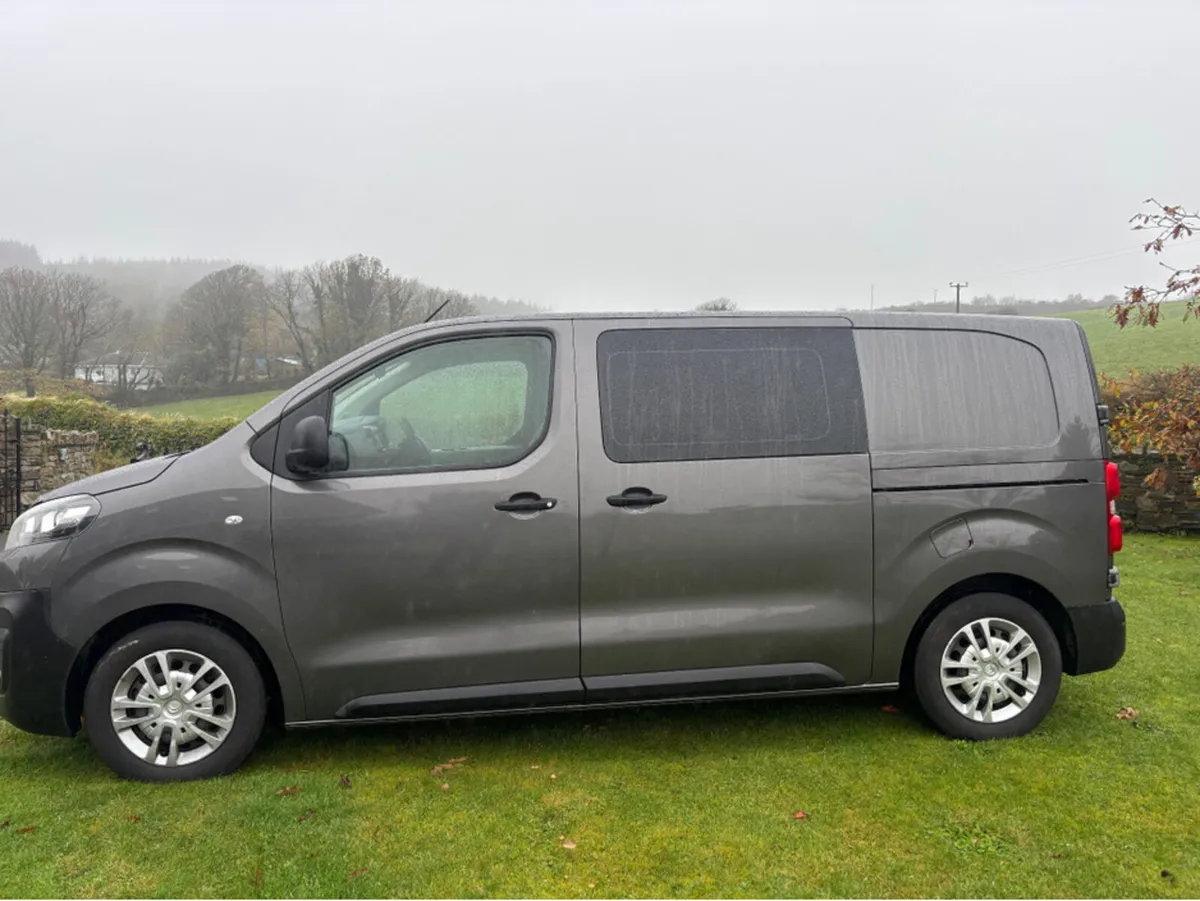 Citroen Dispatch MWB ENT 1.5 BLUE HDI 120 4DR - Image 4