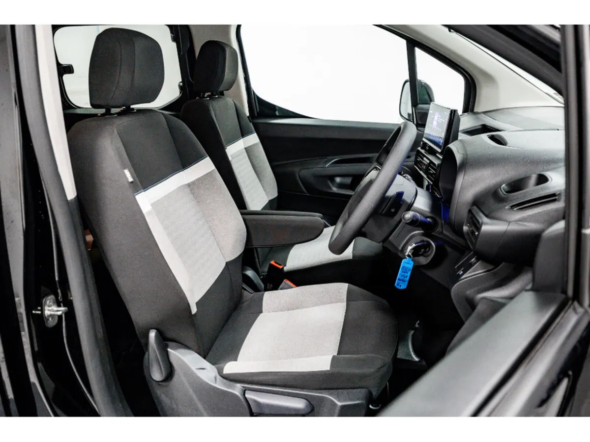 Citroen Berlingo *Electric 7-Seater* ë-Plus XL 52k - Image 3