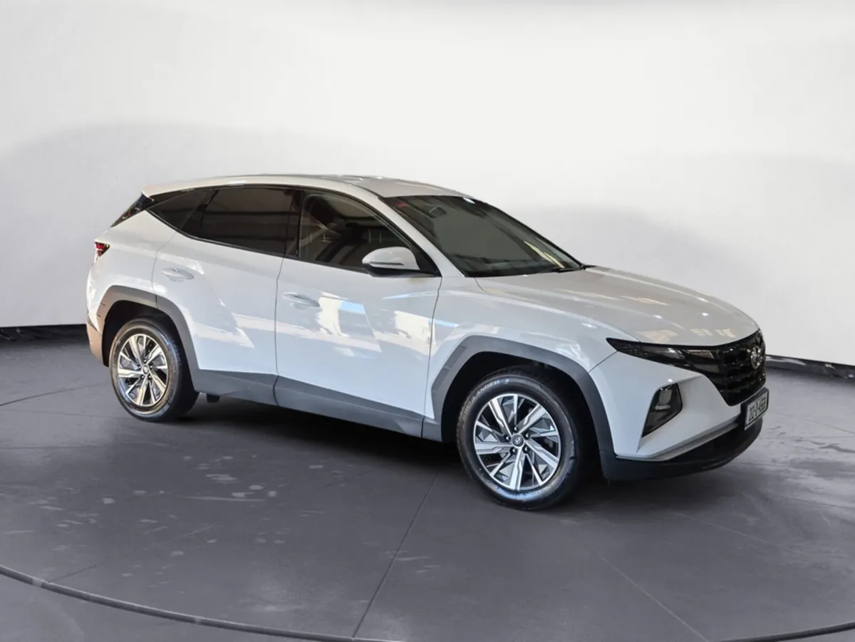 Hyundai Tucson IX35 COMFORT PLUS COMMERCIAL 5DR - Image 3