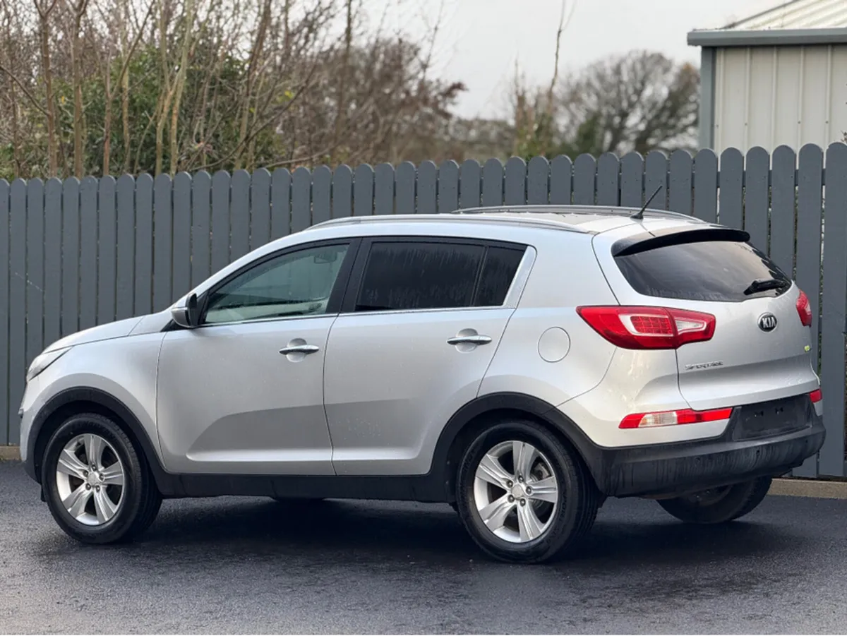 Kia Sportage 2013 Kia Sportage 1.7 Low Miles - Image 4