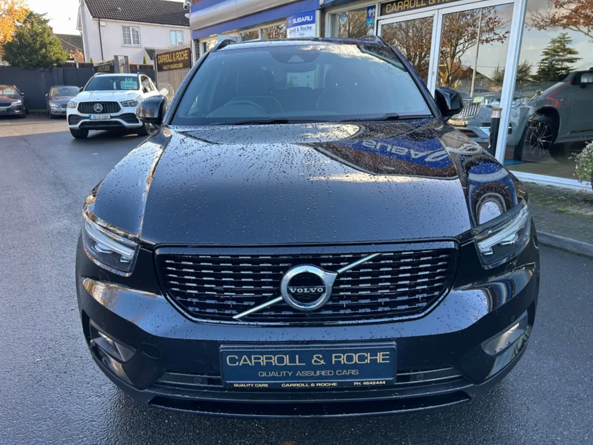 Volvo XC40 R-DESIGN T5 RECHARGE- PHEV - Beautiful - Image 3