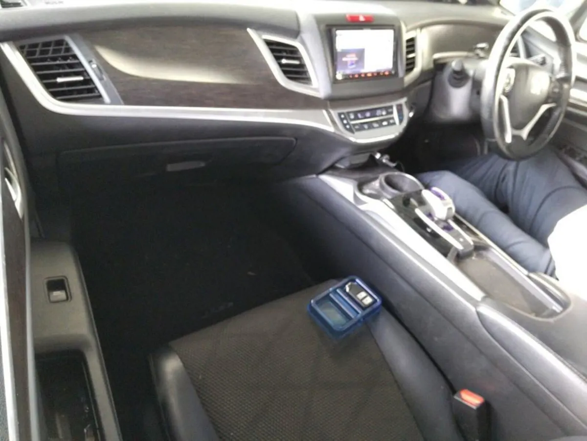 Honda Jade Coming Soon to Stock, 2015 6 seater Hon - Image 2