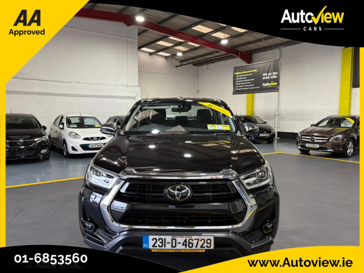 Toyota Hilux Black Edition with Chrome Pack, Crew- - Image 2