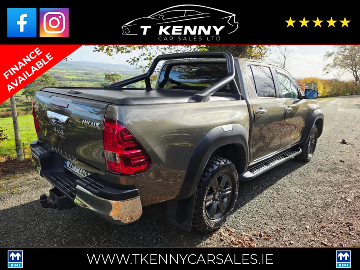 Toyota Hilux 2.8 SR5 D/CAB AUTO 4DR From €165 P/W - Image 3