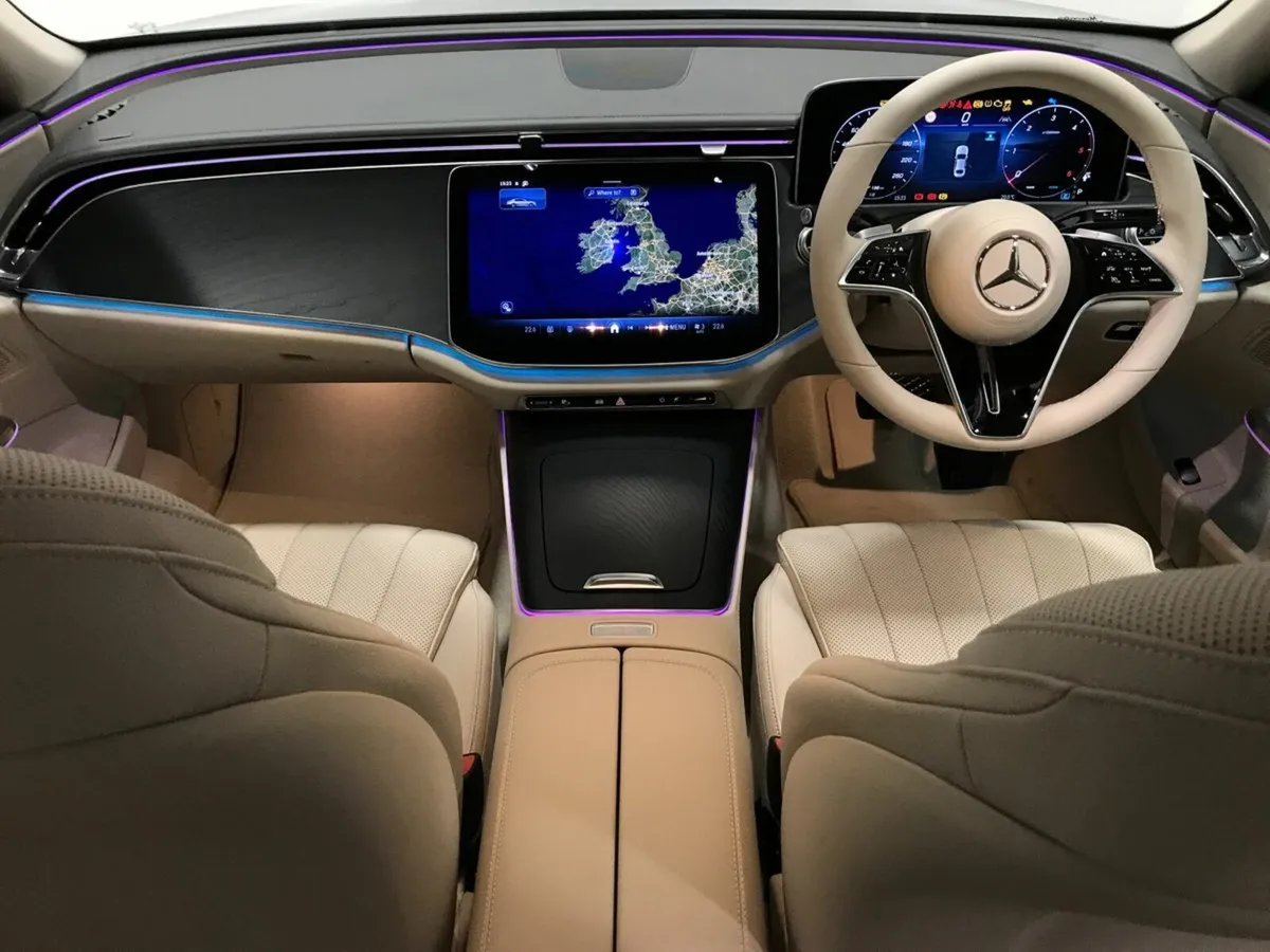 Mercedes-Benz E-Class E220 D Avantgarde + - Image 4