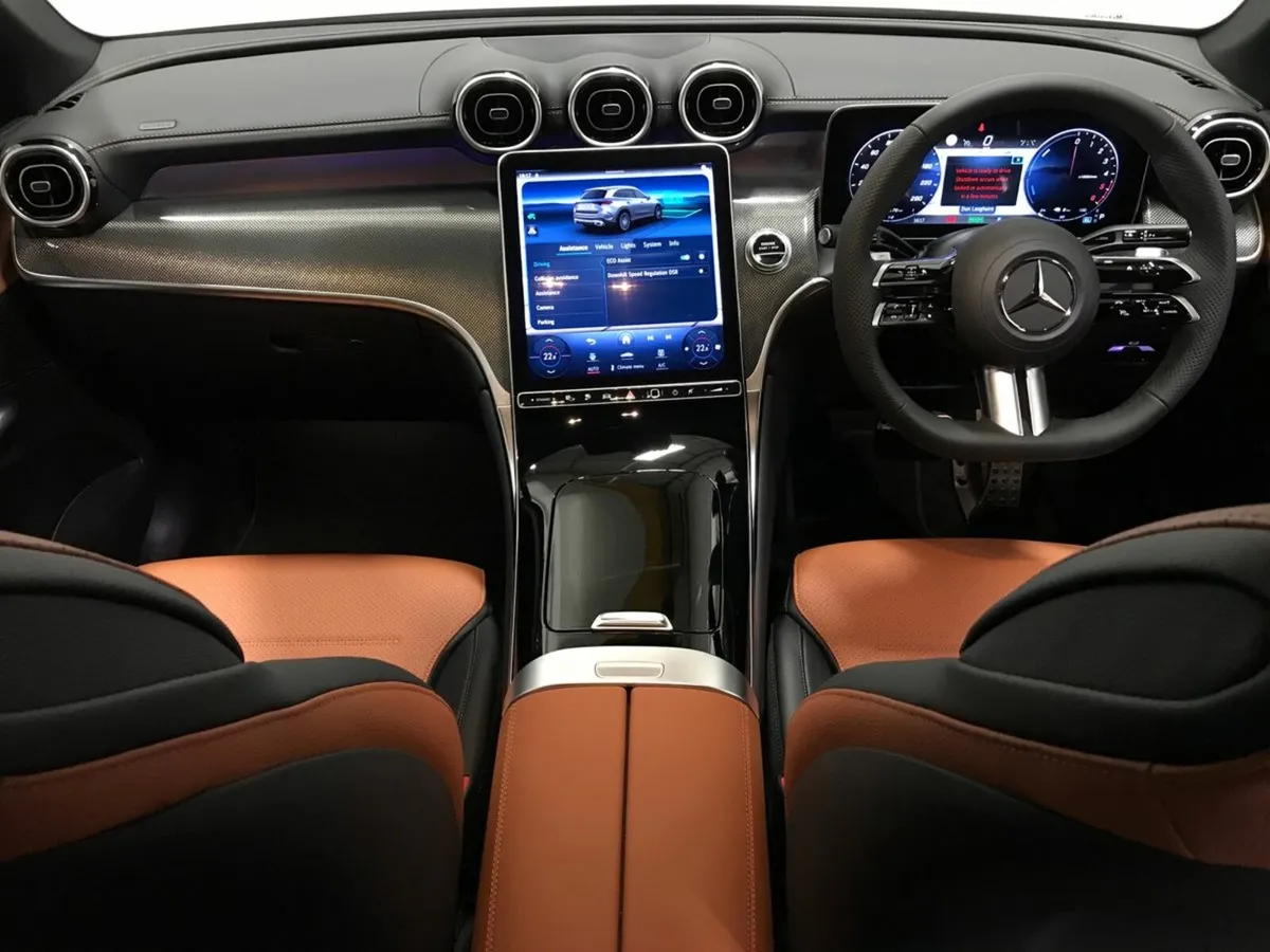 Mercedes-Benz GLC GLC300 DE 4Matic AMG Line + PHEV - Image 4