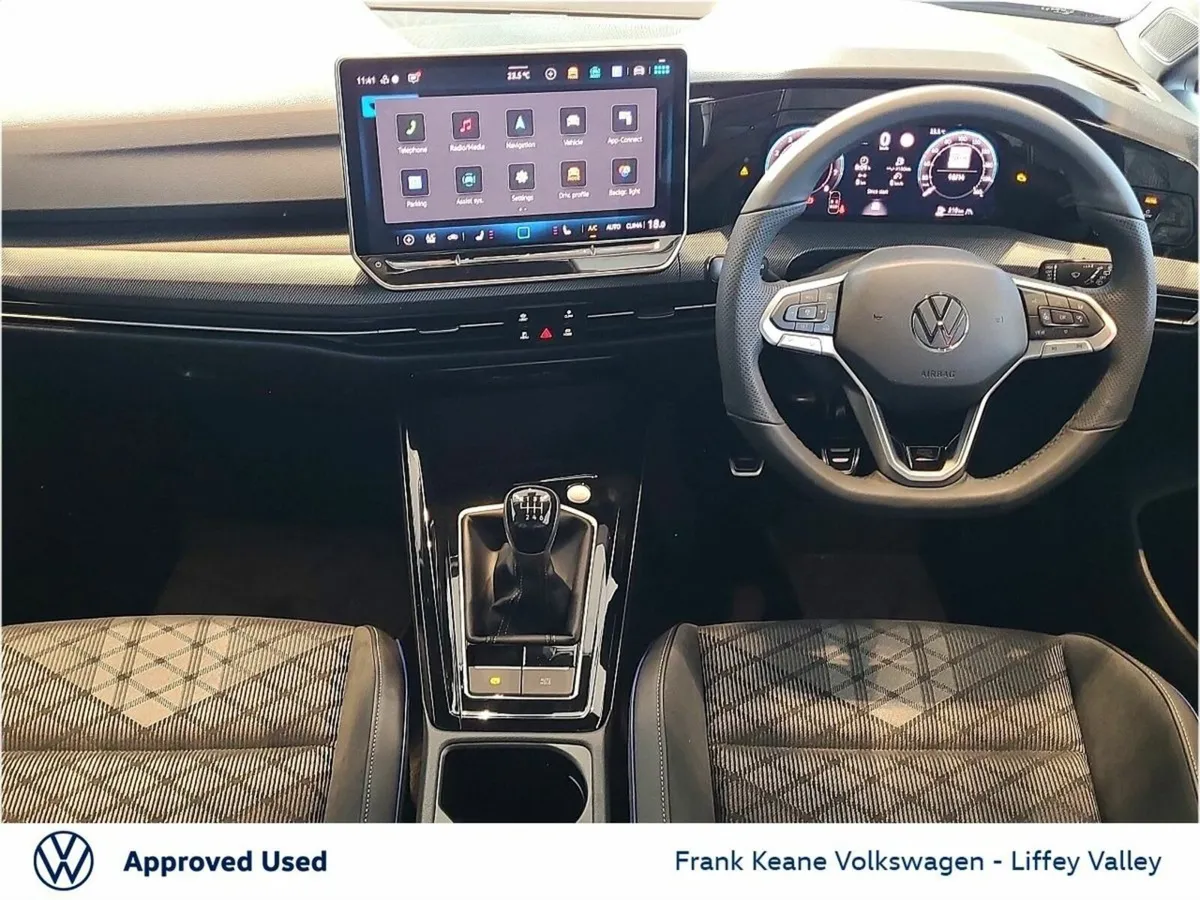 Volkswagen Golf R-Line 1.5 TSI 150HP - Image 2