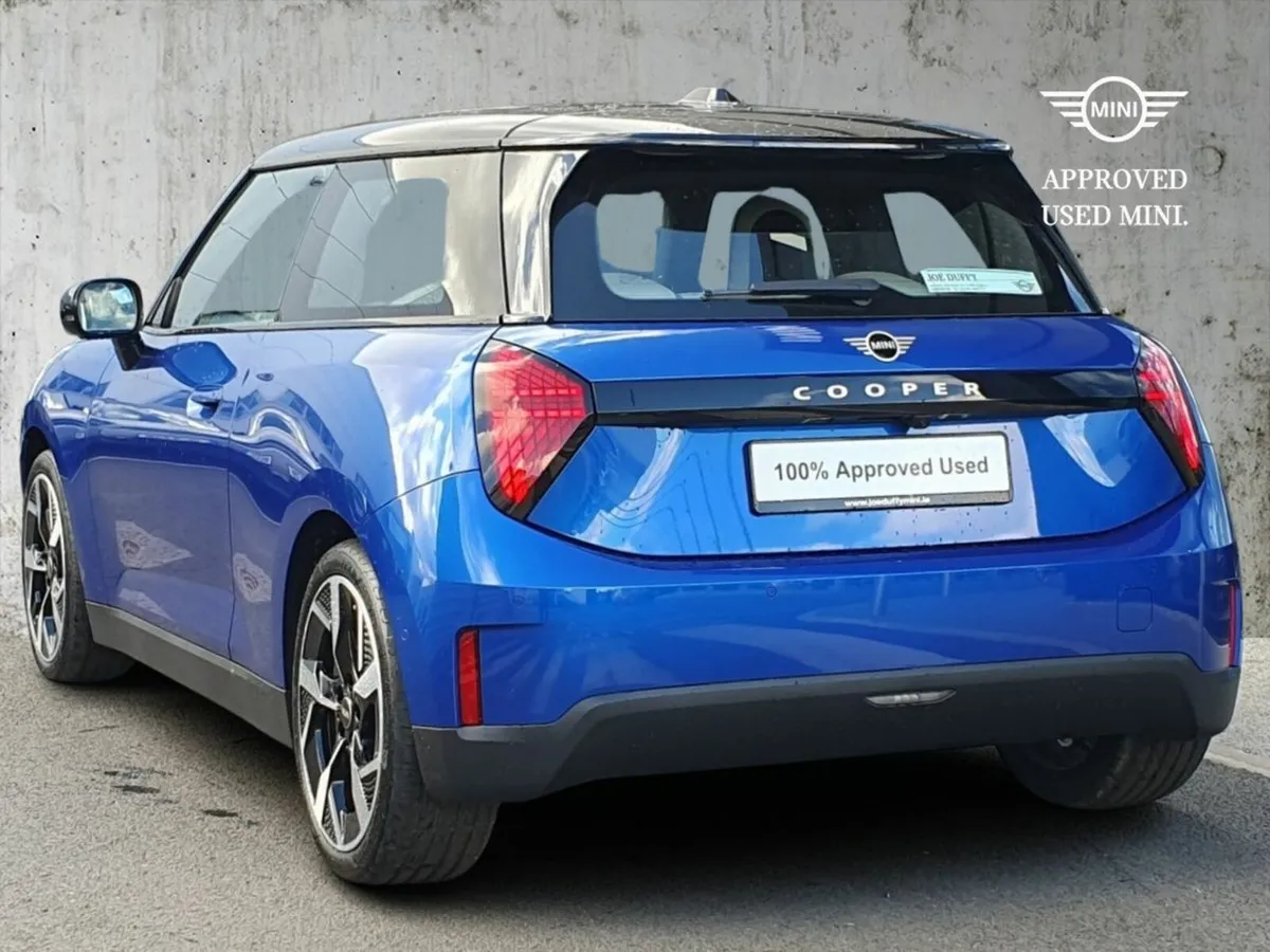 Mini Cooper Cooper E - Image 3