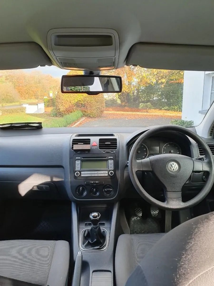 2006 Volkswagen Golf - Image 4