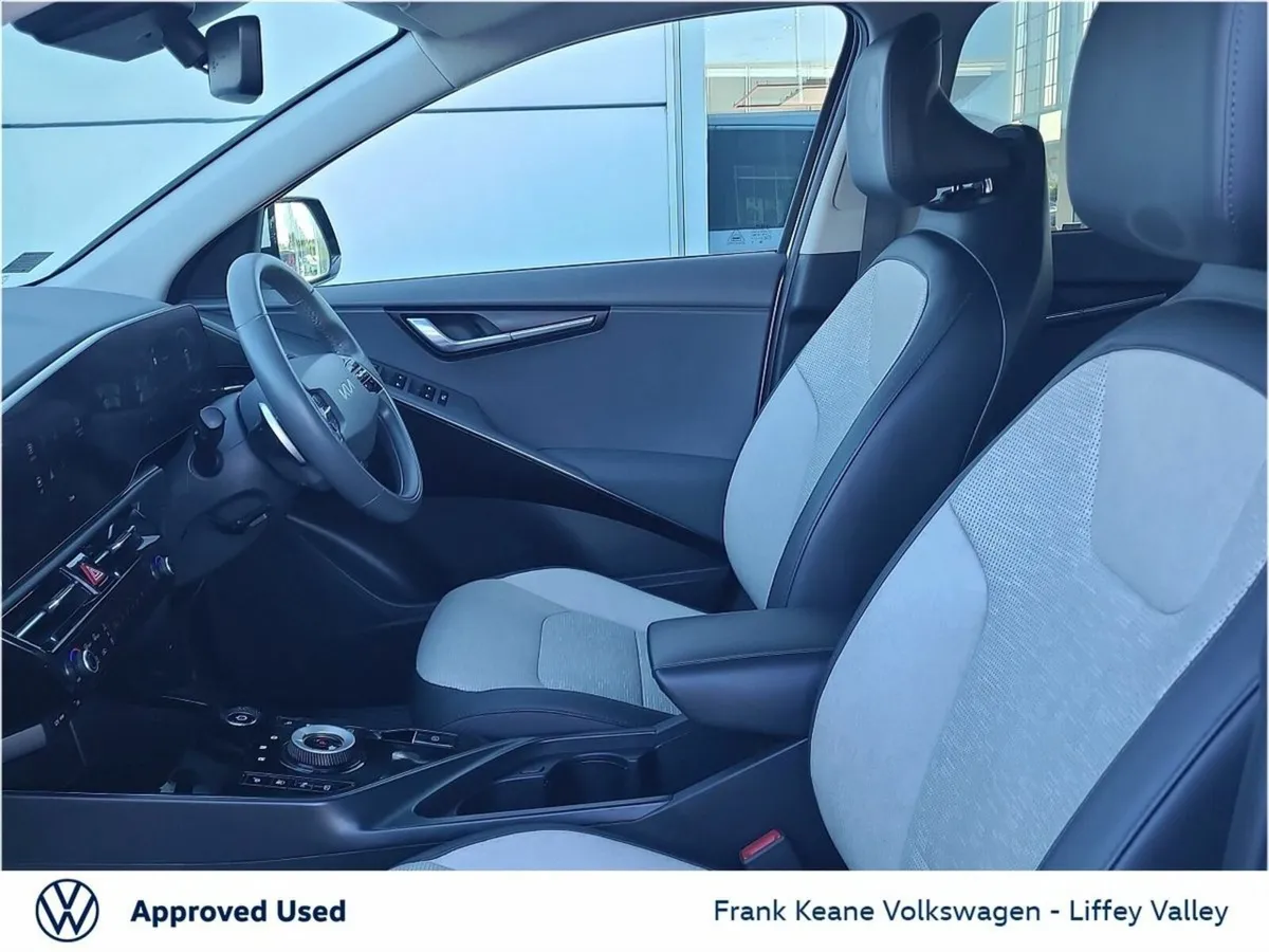 Kia e-Niro EV K4 64KWH *FULL LEATHER* *CARPLAY & A - Image 4
