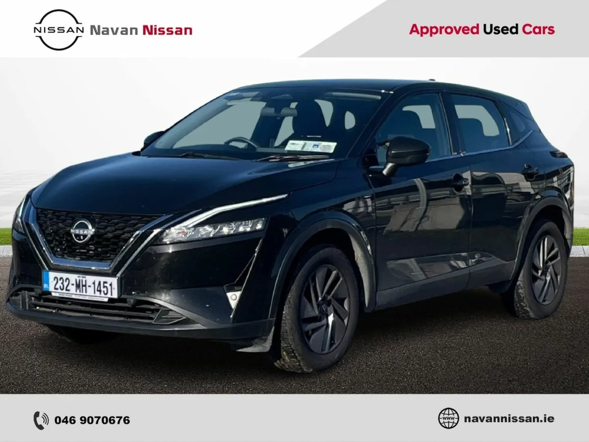 Nissan Qashqai 1.3 PET MILD HYBRID SV *PRICE DROP* - Image 4